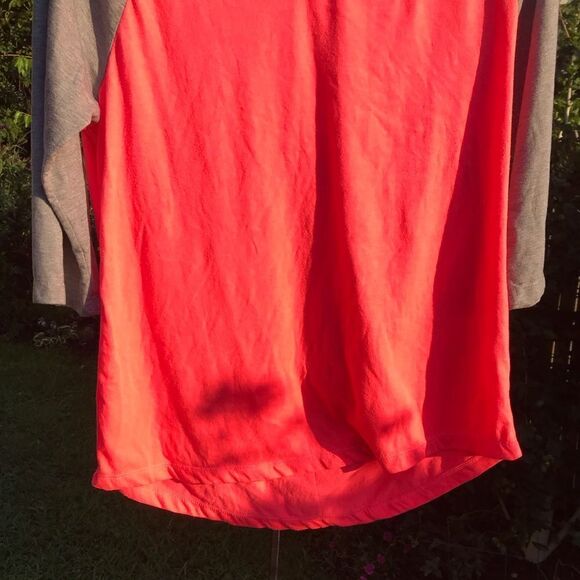 Women’s Baseball Top - Picture 2 of 9